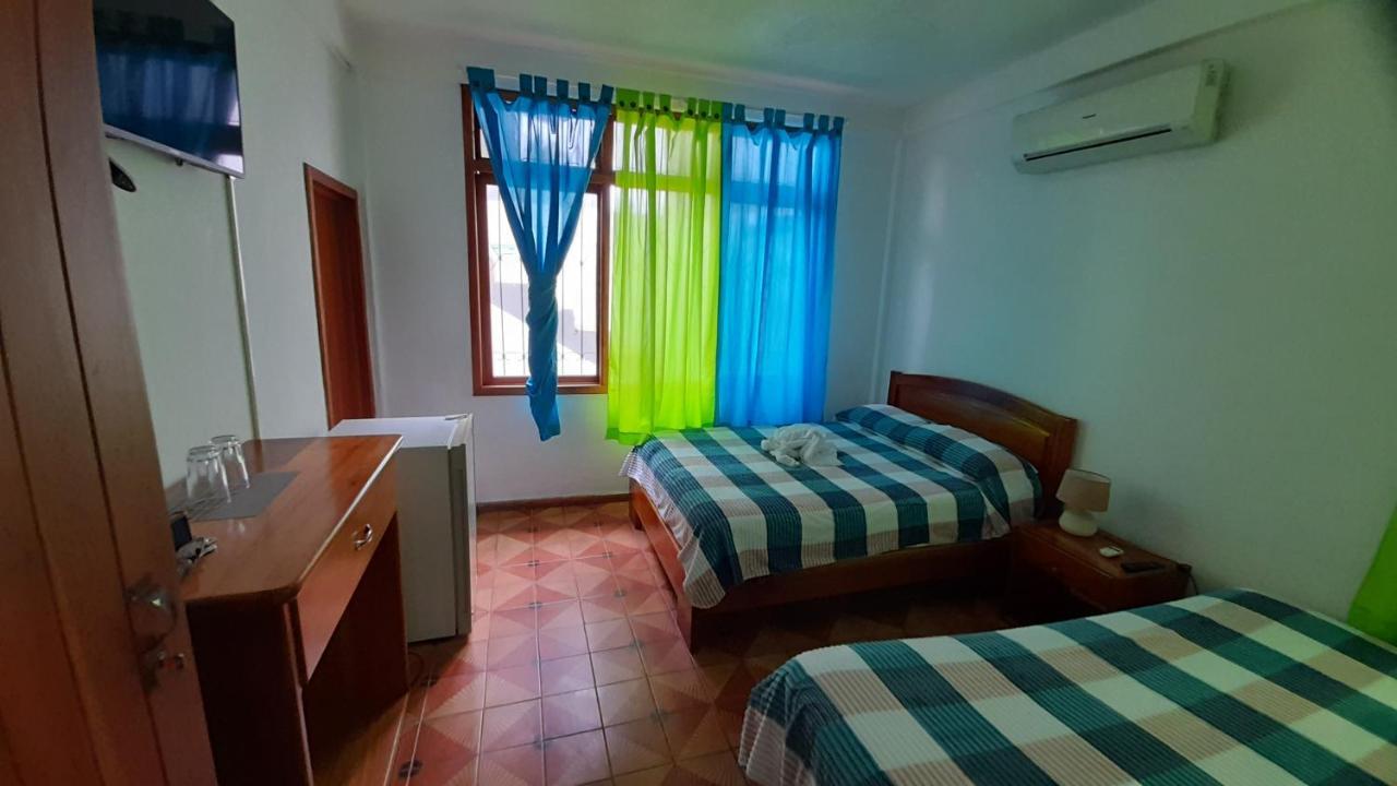 El Paraiso Puerto Ayora  Eksteriør billede